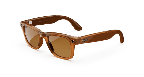 ️ Ray-Ban Meta Wayfarer Shiny Caramel Transparent – עם עדשות חומות Brown | מראה חם, טכנולוגיה חכמה