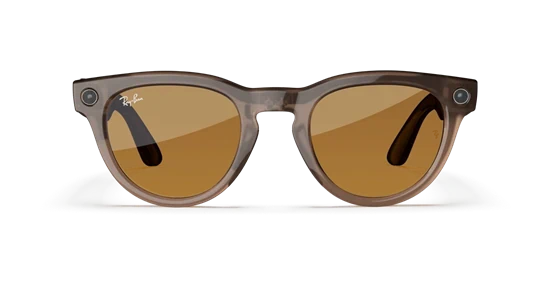 ️ Ray-Ban Meta Headliner Shiny Warm Stone Transparent – עם עדשות Tint to Saffron Yellow Transitions® | צבע שמשדר ביטחון.